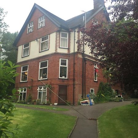 Oakfield Lodge Guest House Stockport Marple エクステリア 写真
