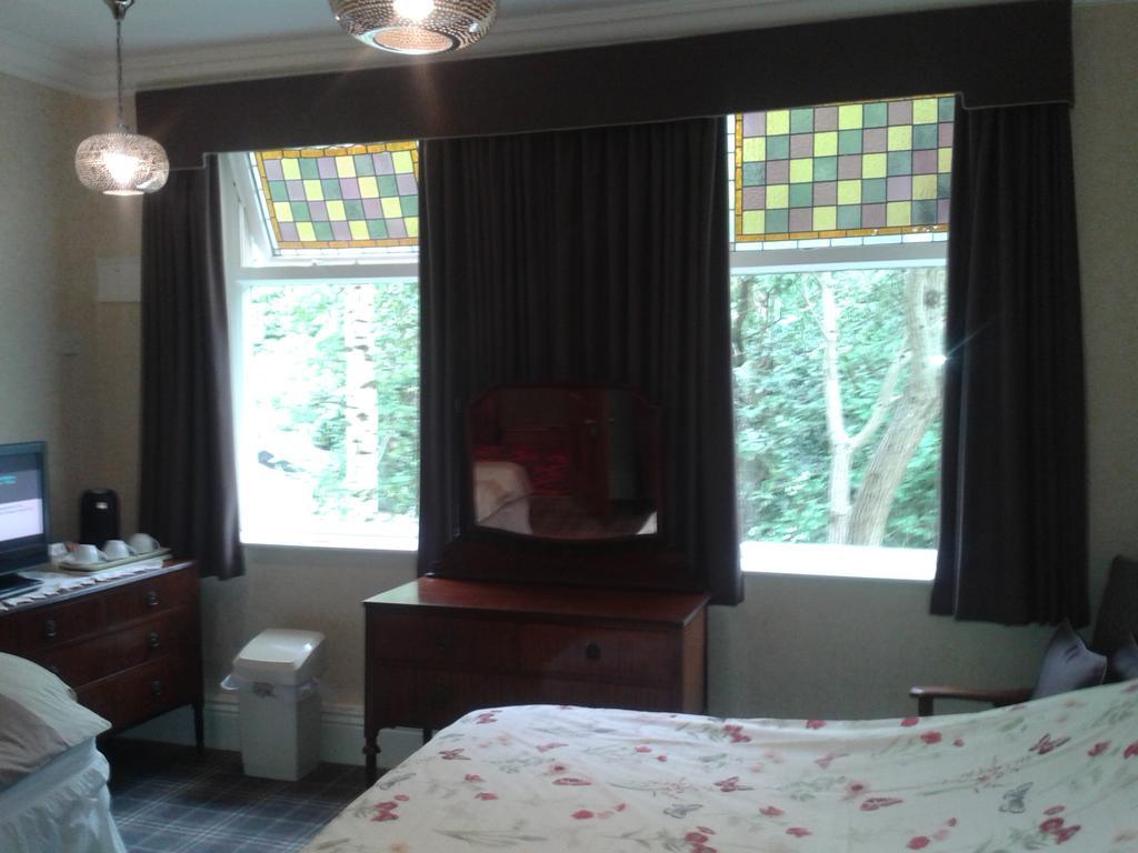 Oakfield Lodge Guest House Stockport Marple エクステリア 写真